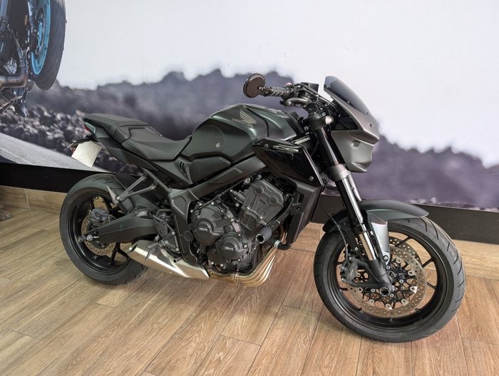 2023 Honda CB650R Black