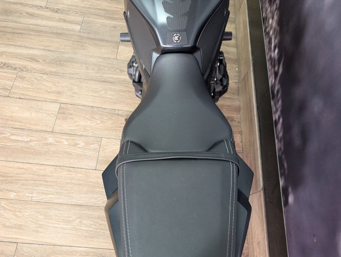 2023 Honda CB650R Black