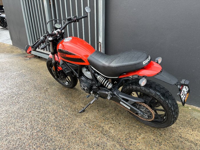 2016 Ducati SCRAMBLER SIXTY2 ORANGE