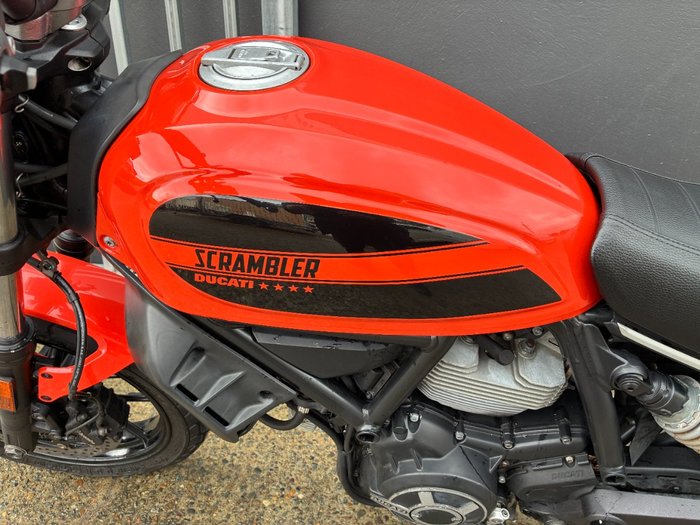 2016 Ducati SCRAMBLER SIXTY2 ORANGE