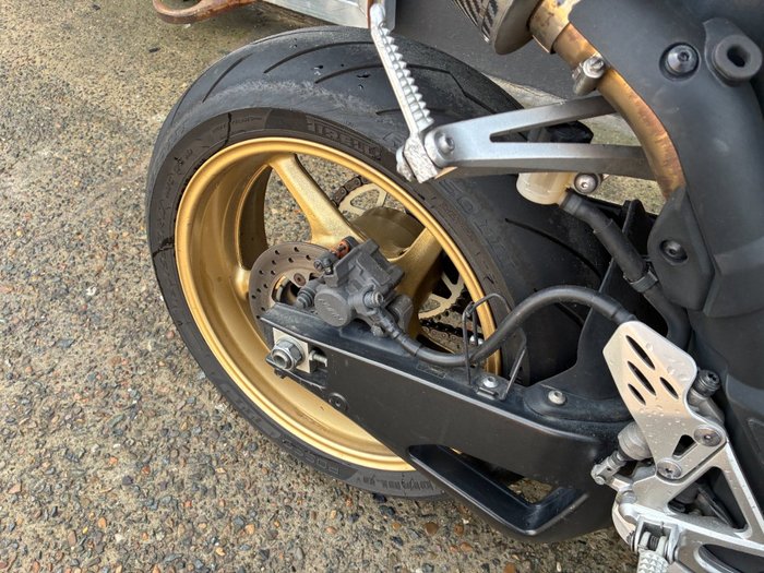 2009 Yamaha YZF-R1 BLACK