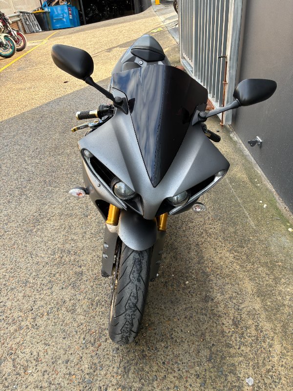 2009 Yamaha YZF-R1 BLACK