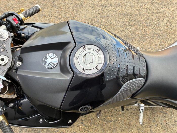 2009 Yamaha YZF-R1 BLACK