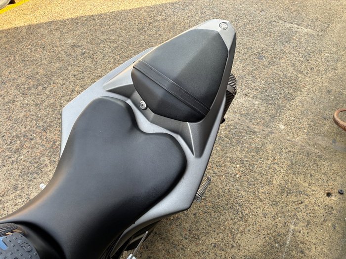 2009 Yamaha YZF-R1 BLACK