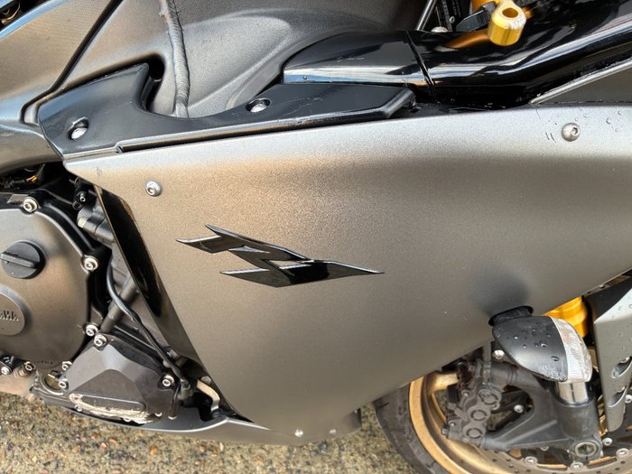 2009 Yamaha YZF-R1 BLACK