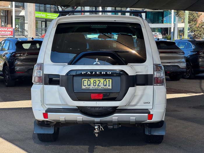 2017 Mitsubishi Pajero GLX