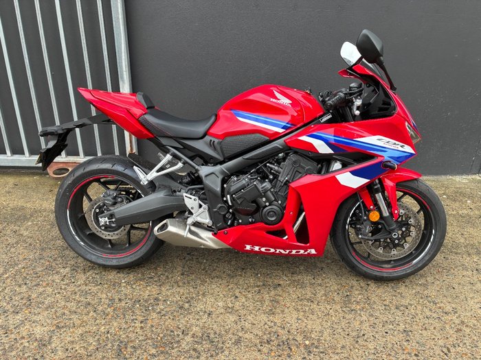2026 Honda CBR650RAC R