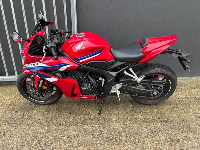2026 Honda CBR650RAC R