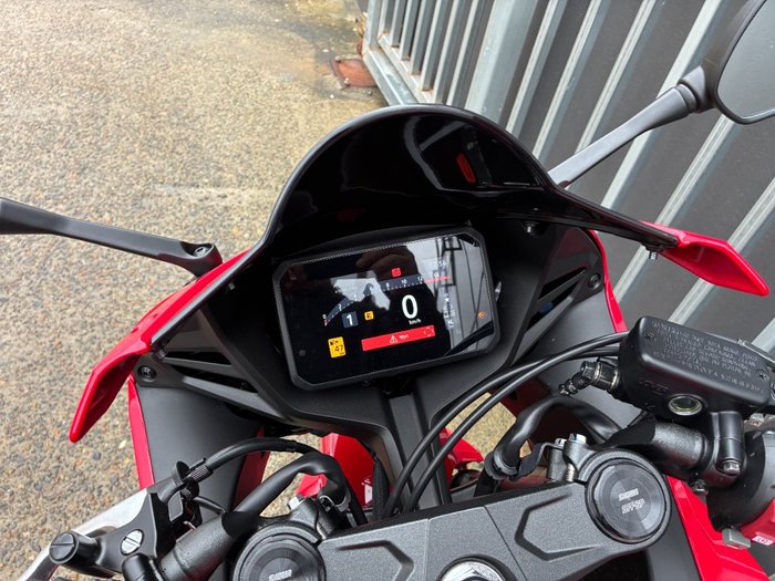 2026 Honda CBR650RAC R
