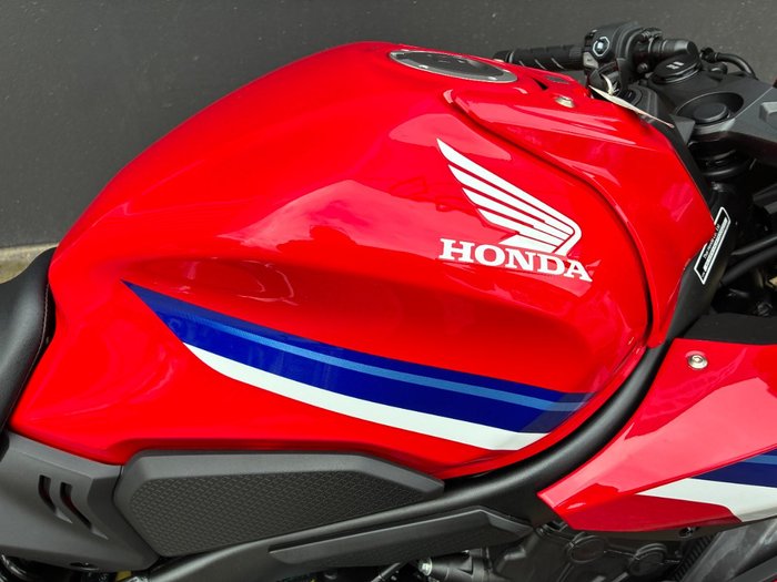 2026 Honda CBR650RAC R