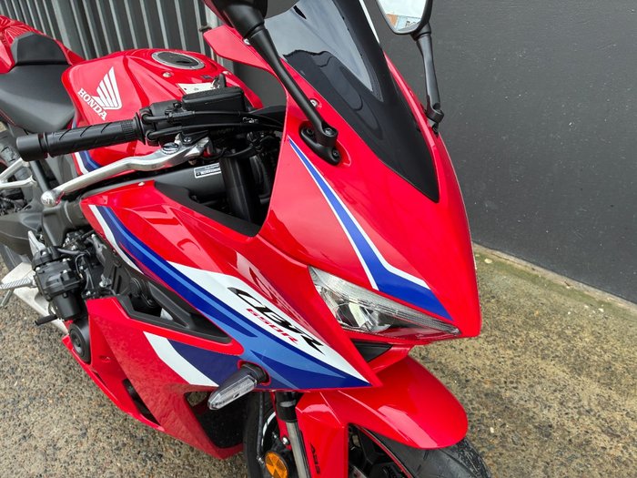 2026 Honda CBR650RAC R