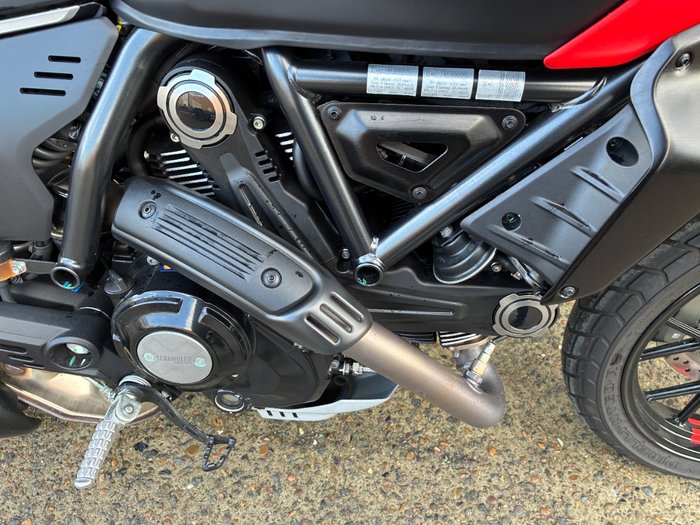 2024 Ducati SCRAMBLER FULL THROTTLE RED