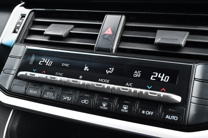 2023 Toyota Landcruiser GXL FJA300R 4X4 Dual Range Glacier White
