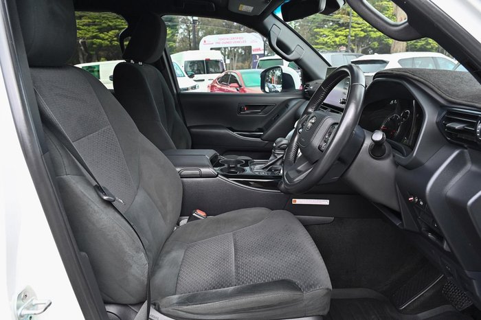 2023 Toyota Landcruiser GXL FJA300R 4X4 Dual Range Glacier White