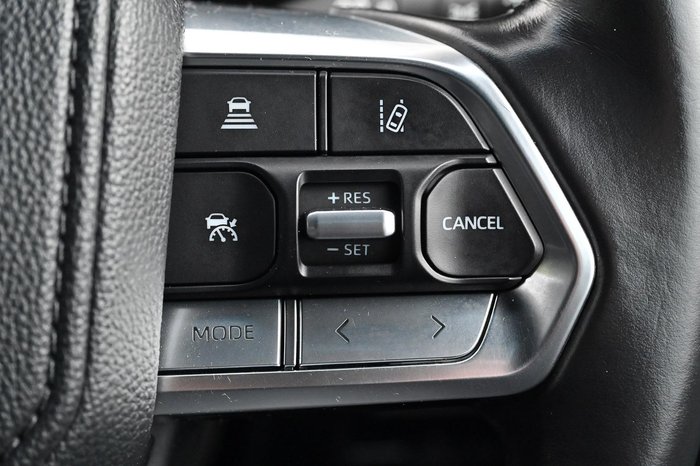 2023 Toyota Landcruiser GXL FJA300R 4X4 Dual Range Glacier White