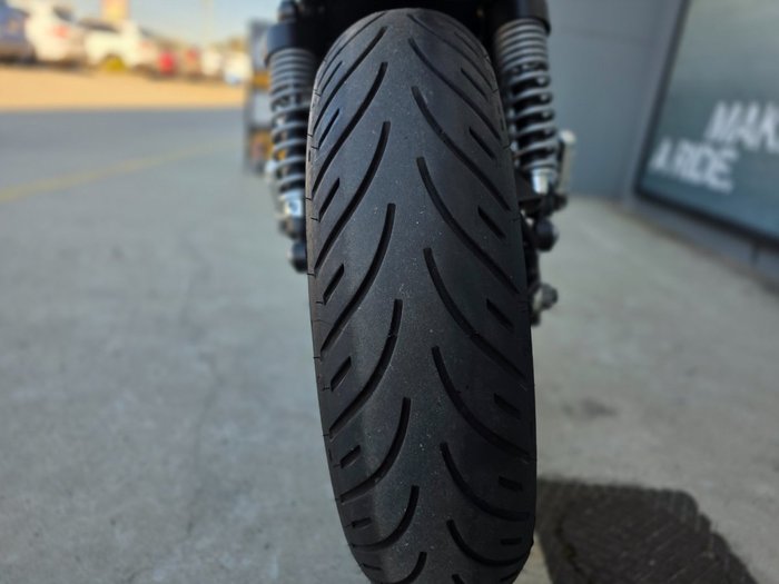 2024 Triumph BONNEVILLE SPEED TWIN Red