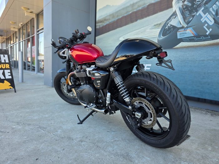 2024 Triumph BONNEVILLE SPEED TWIN Red