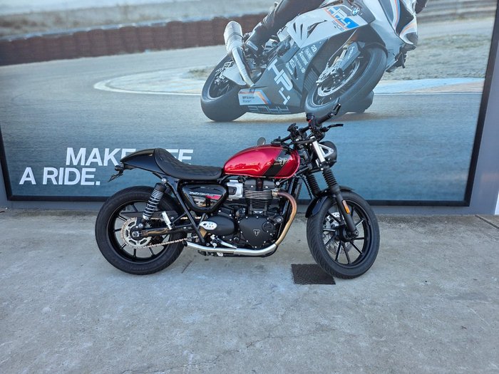 2024 Triumph BONNEVILLE SPEED TWIN Red