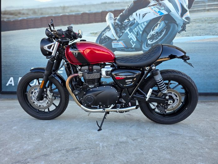 2024 Triumph BONNEVILLE SPEED TWIN Red