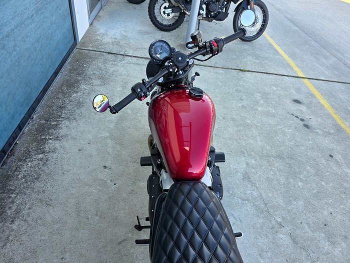 2024 Triumph BONNEVILLE SPEED TWIN Red