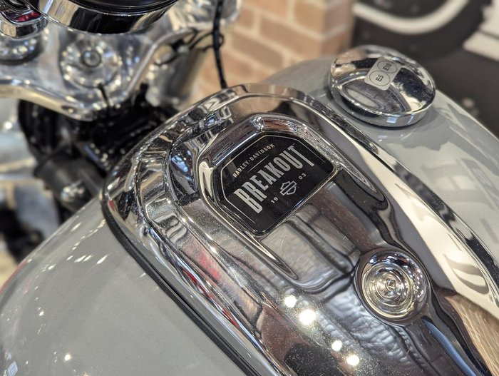 2026 Harley-Davidson Breakout 117 (FXBR) Softail Grey
