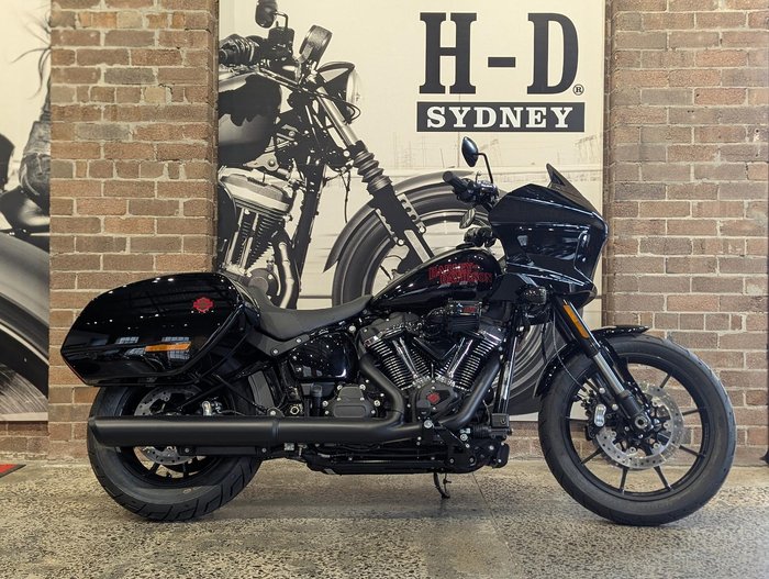 Harley-Davidson Low Rider ST 117 (FXLRST) Softail