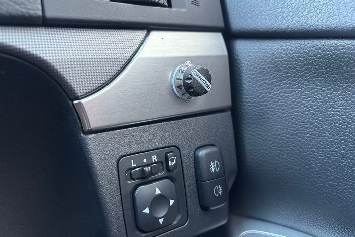 2016 Mitsubishi Pajero Exceed