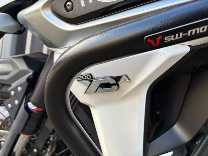 2019 Triumph TIGER 1200 XCa WHITE