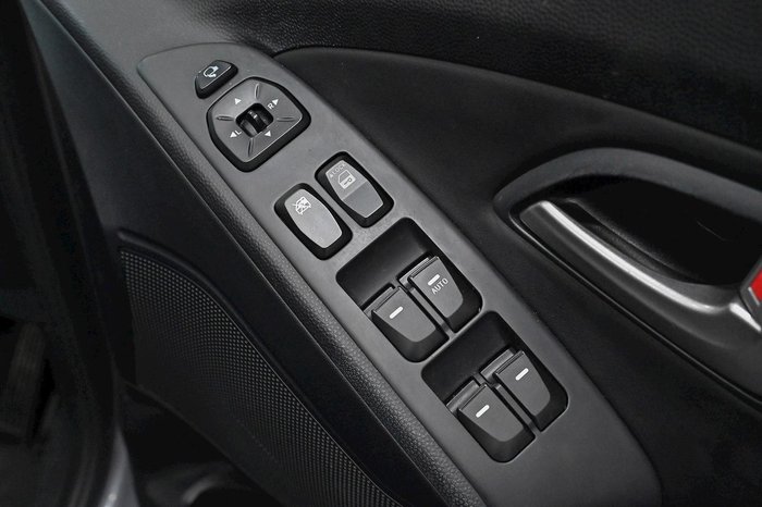 2012 Hyundai ix35 Highlander
