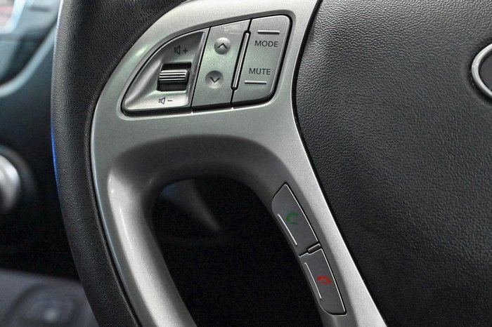2012 Hyundai ix35 Highlander