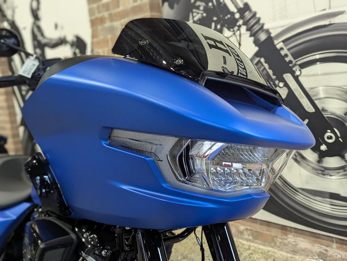 Harley-Davidson Road Glide 117 (FLTRX) Touring