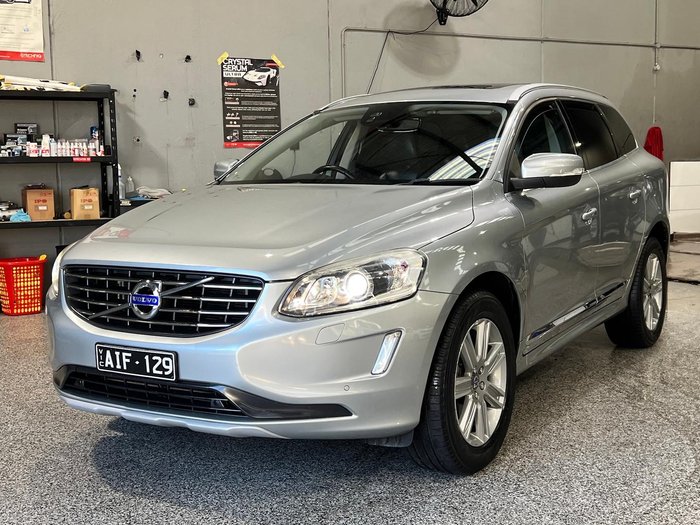 2016 Volvo XC60 T5 Luxury