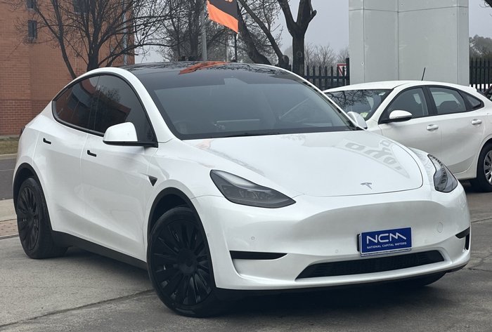 2022 Tesla Model Y Rear-Wheel Drive