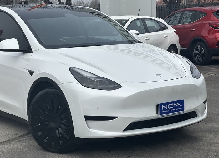 2022 Tesla Model Y Rear-Wheel Drive