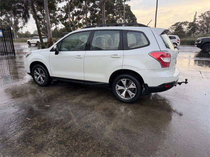 2014 SUBARU FORESTER 2.5i