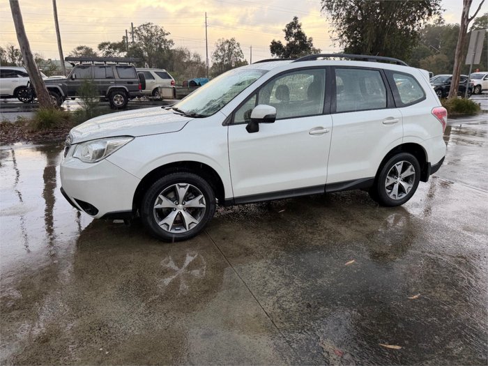2014 SUBARU FORESTER 2.5i