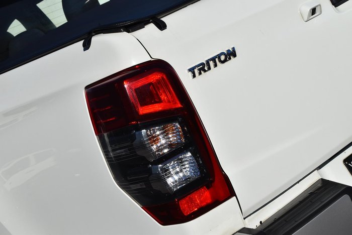 2019 Mitsubishi Triton GLX+