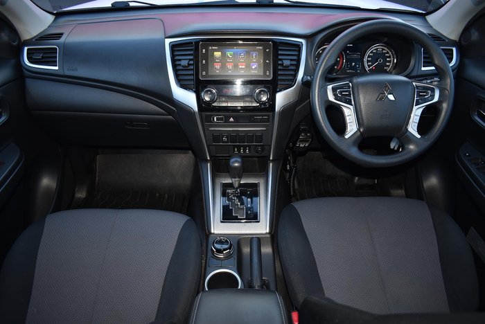 2019 Mitsubishi Triton GLX+