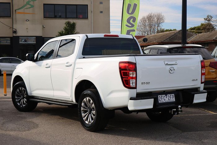 2024 Mazda BT-50 XT
