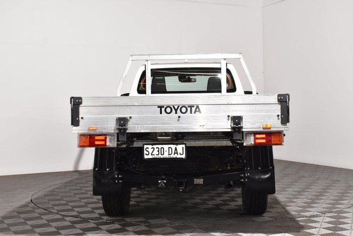 2023 Toyota Hilux SR