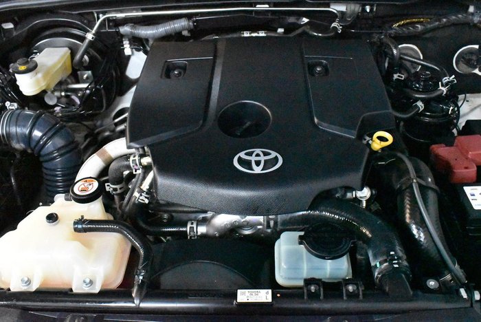 2023 Toyota Hilux SR