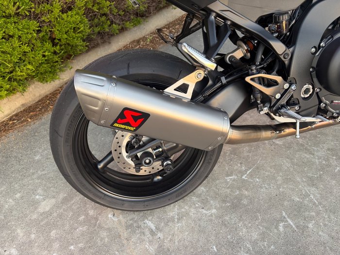2025 Yamaha YZF-R9