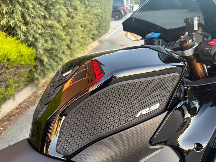 2025 Yamaha YZF-R9