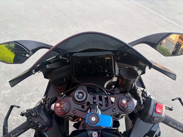 2025 Yamaha YZF-R9