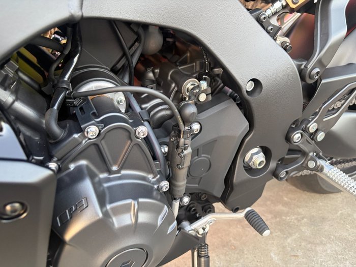 2025 Yamaha YZF-R9