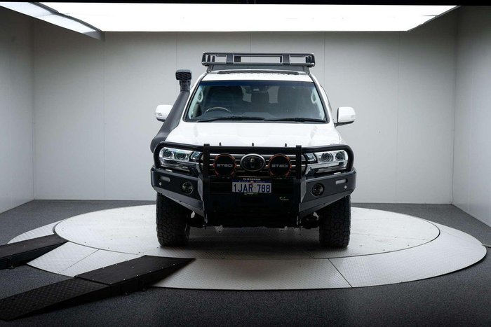 2018 Toyota Landcruiser
