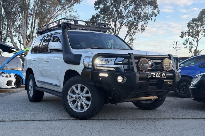 2018 Toyota Landcruiser