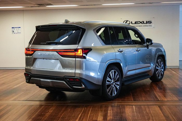 2026 Lexus LX 700h Sports Luxury