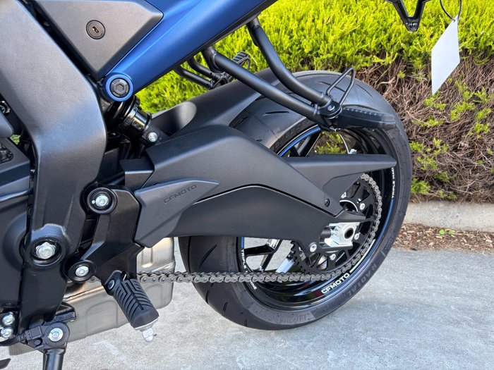 2026 CFMOTO 675 NK