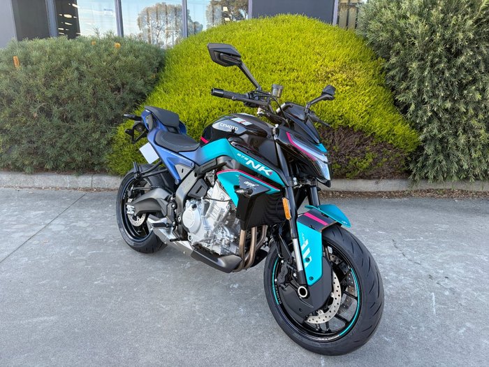 2026 CFMOTO 675 NK